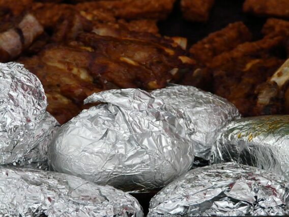 4 Eco-Friendly Alternatives to Aluminum Foil ⋆ Fork in the Road