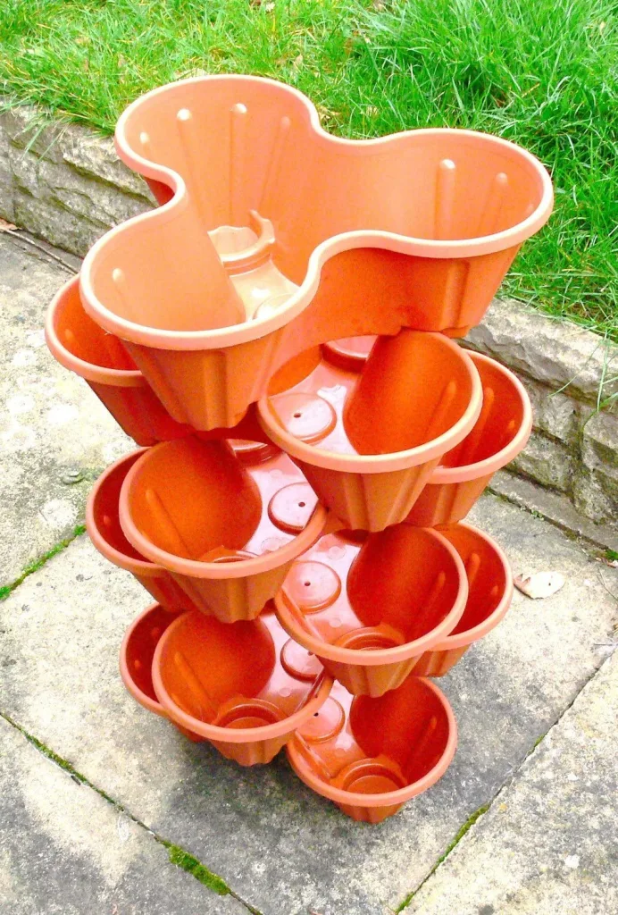 stackable strawberry planter
